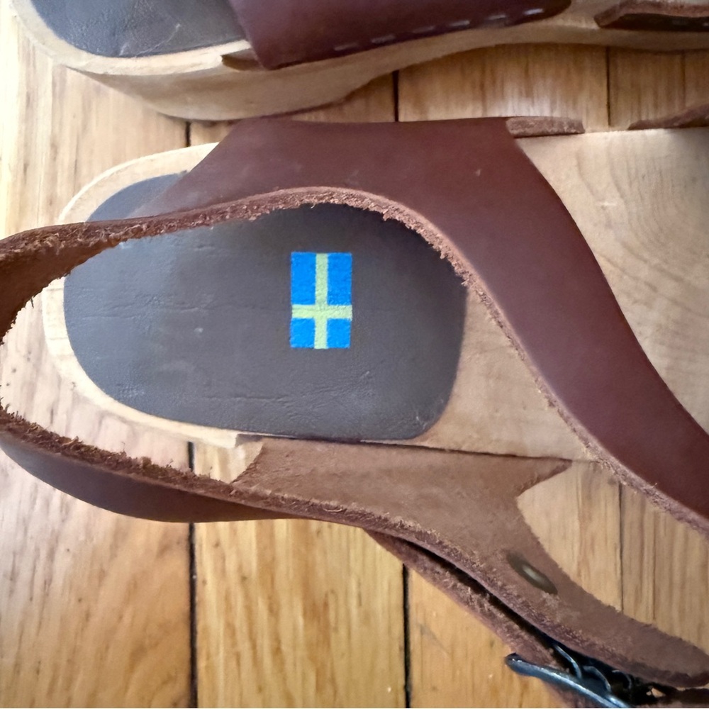 Mia Brown Leather Buckle Clogs with Wooden Platform - Picture 3 of 7